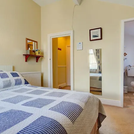 Dolphin Guest house