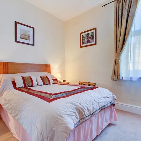 Guest house Dolphin